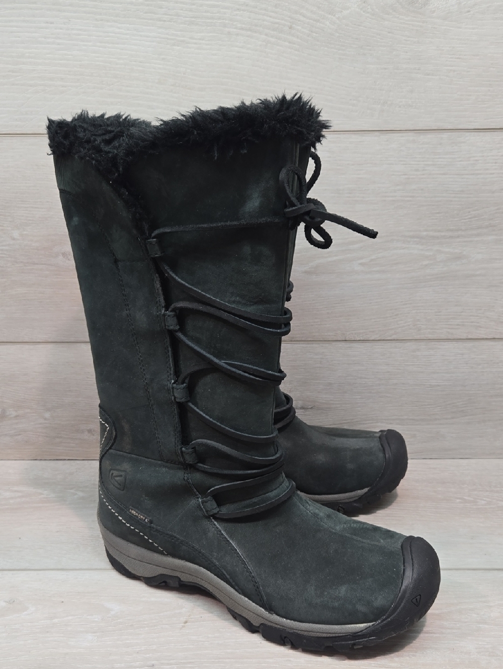Keen Women's Waterproof 200 Gr Insulated Leather Faux-Fur Lace-Up Winter Boots 8